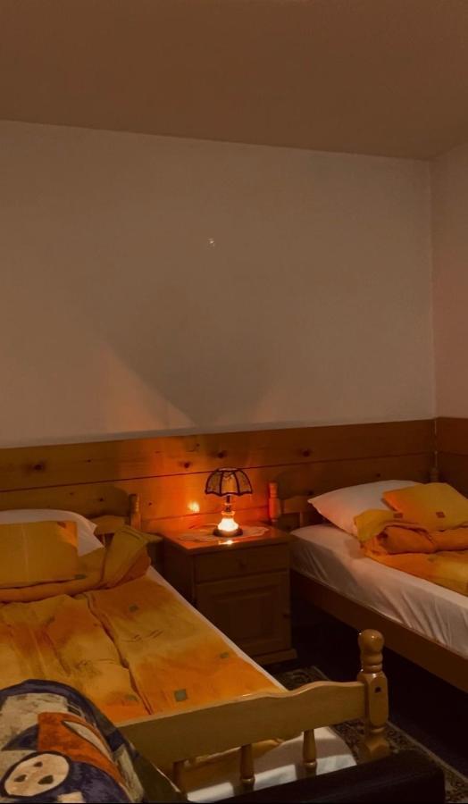 Bed And Breakfast Vila Lala Jahorina Extérieur photo